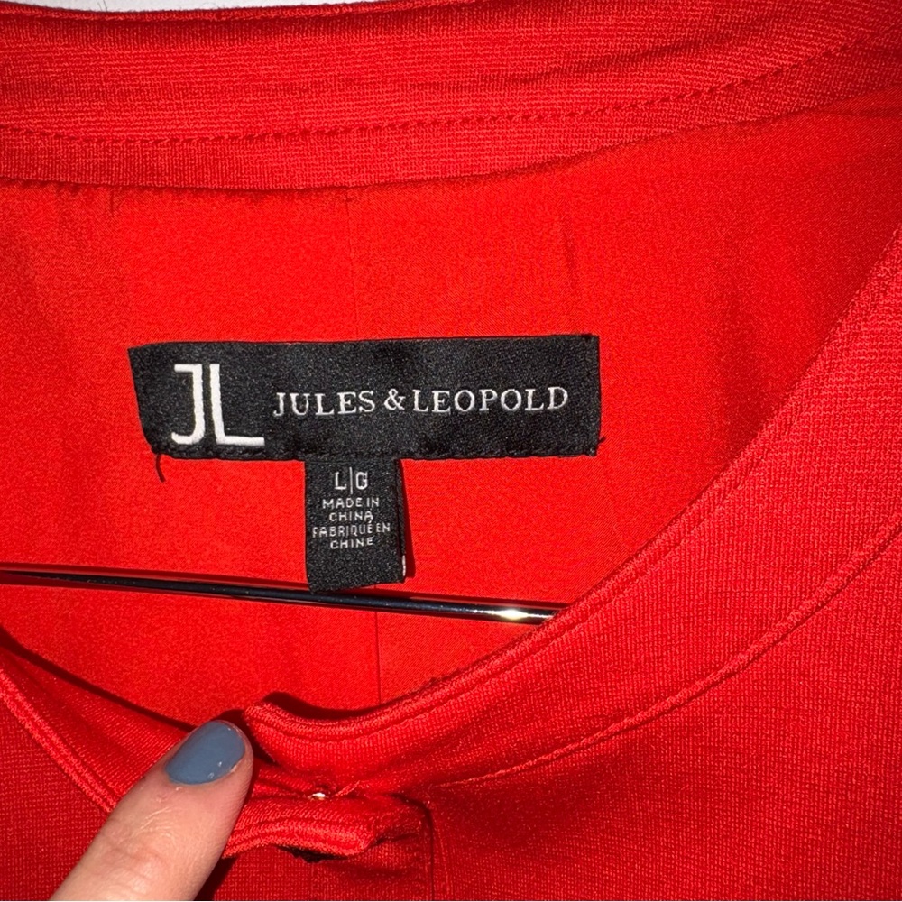 Red Button-Up jacket - Picture 4 of 4